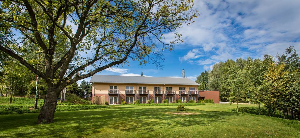 Hotel Kozi Grod Pokoje I Domki Na Kaszubach ポムレボ エクステリア 写真